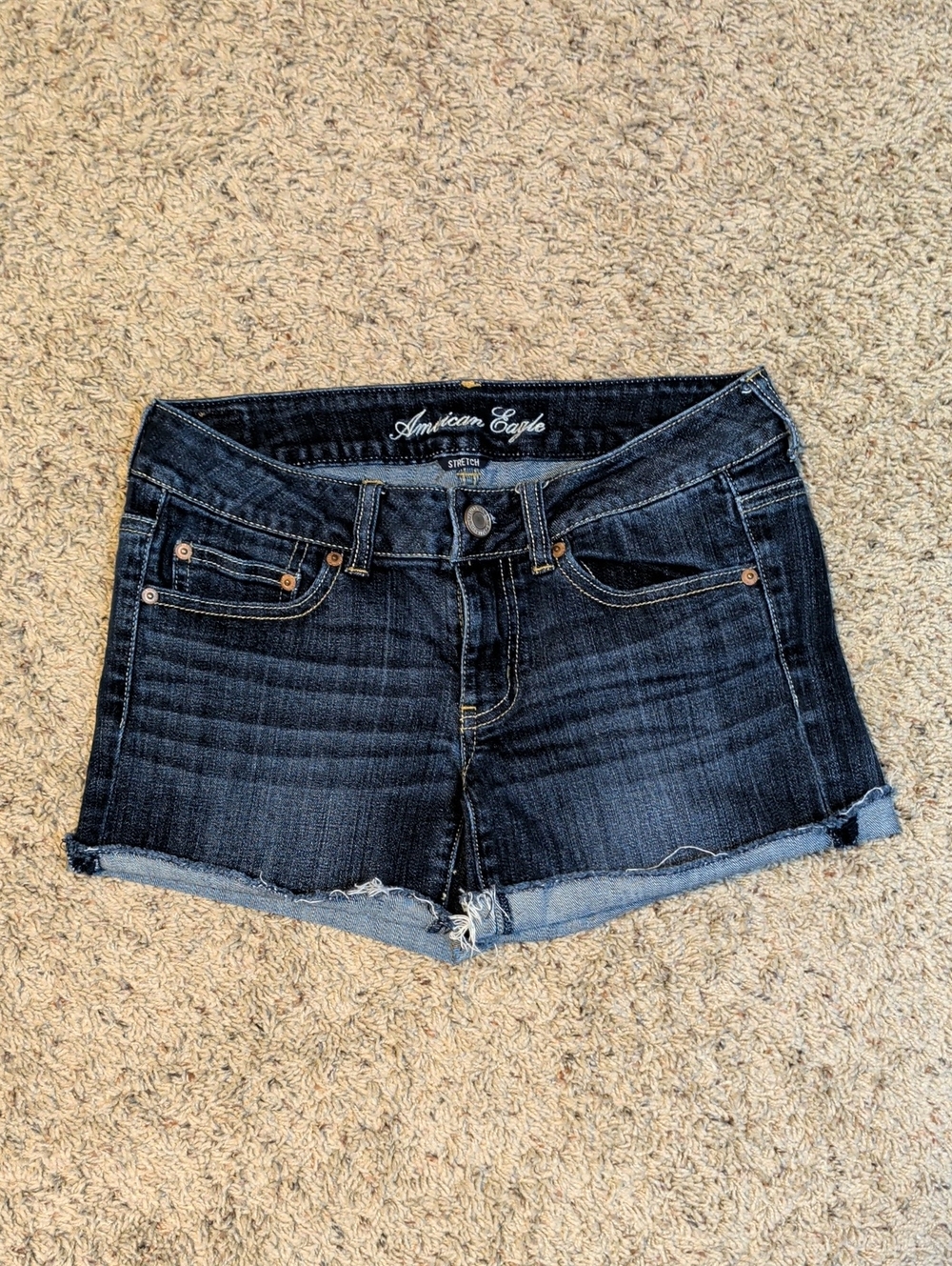 American Eagle Outfitters Dark Wash Stretch Denim Women’s Shorts Sz 6